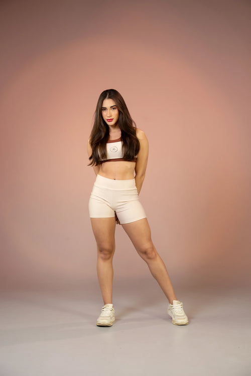 Conjunto de Short Feminino Cida em Poliéster para Treino e Dia a Dia