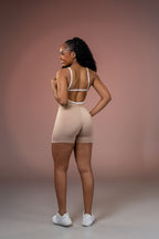 Macaquinho Casual Feminino Larissa com Tecido Leve e Fresquinho