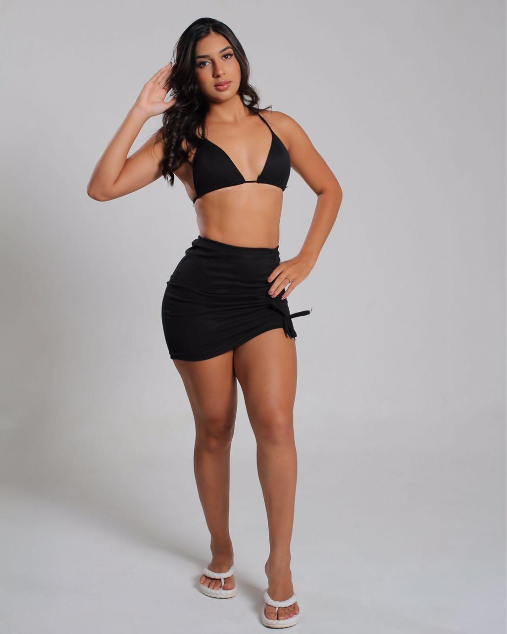 Conjunto de Biquíni 3 Peças – Top, Calcinha e Saída de Praia em Um Só Look